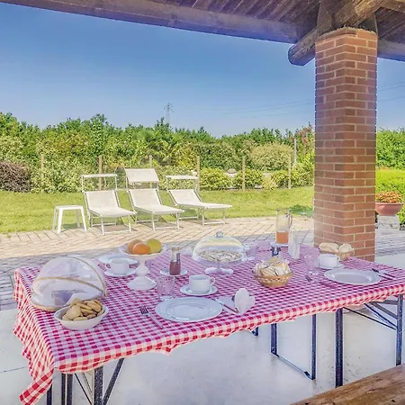 Holiday home Awesome In Ariano Nel Polesine With Kitchen *